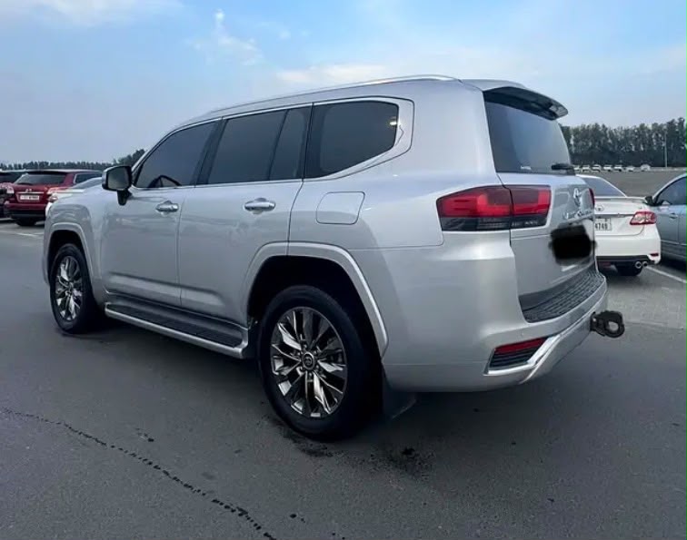 TOYOTA PRADO LC 300 - image 2