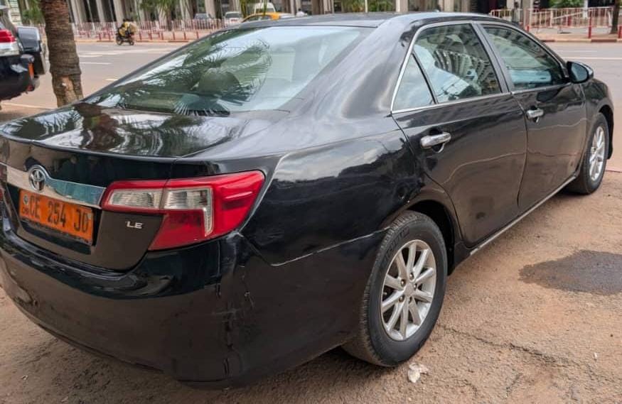 TOYOTA CAMRY - image 5