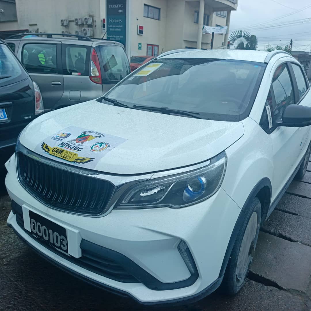 GEELY LIVAN