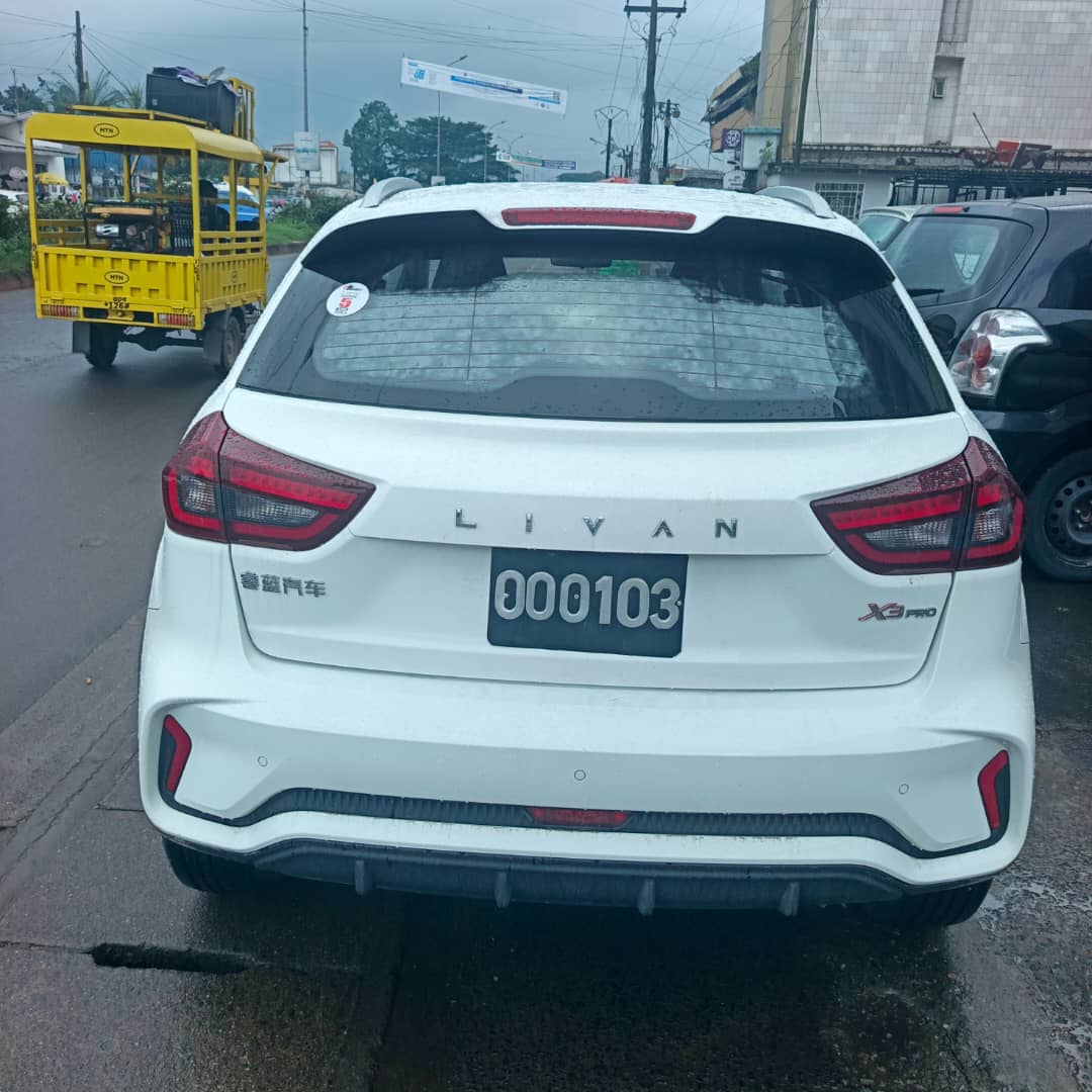 GEELY LIVAN - image 9