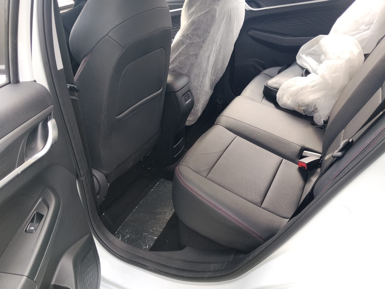 GEELY LIVAN - image 4