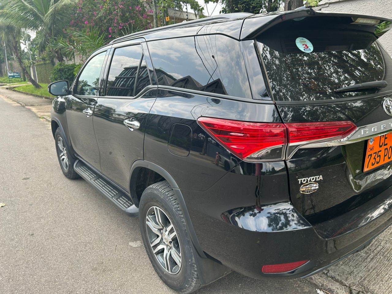 TOYOTA FORTUNER