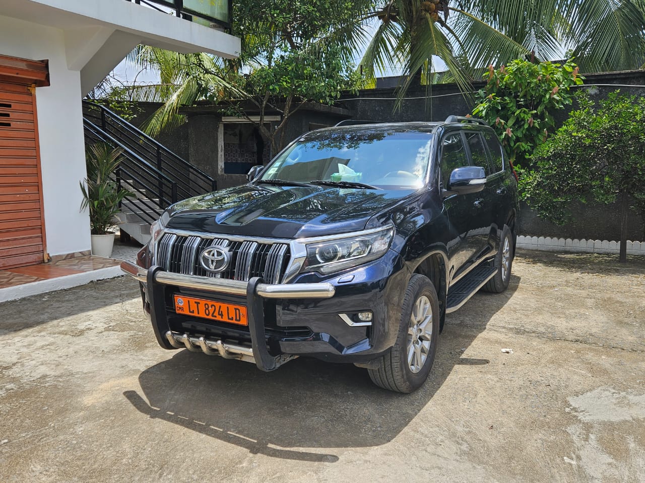 TOYOTA PRADO