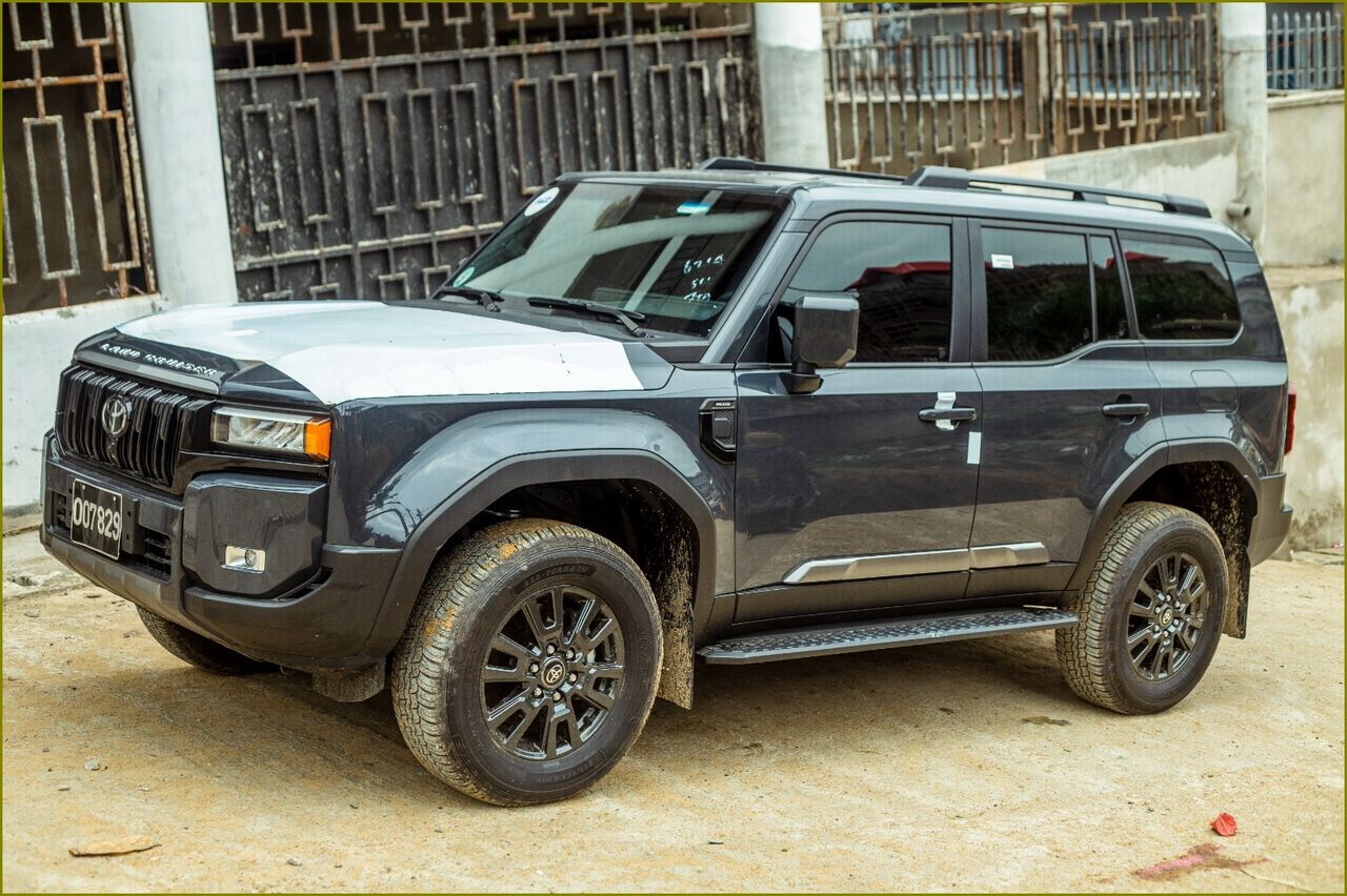 TOYOTA PRADO 2025