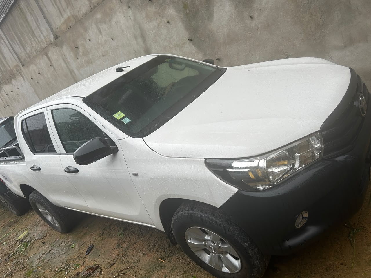 TOYOTA PICK-UP