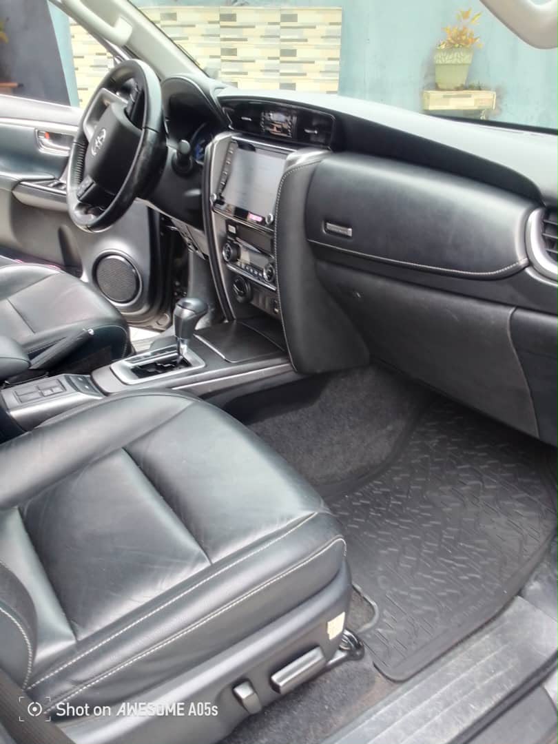 TOYOTA FORTUNER