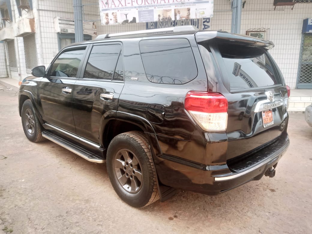 TOYOTA 4RUNNER