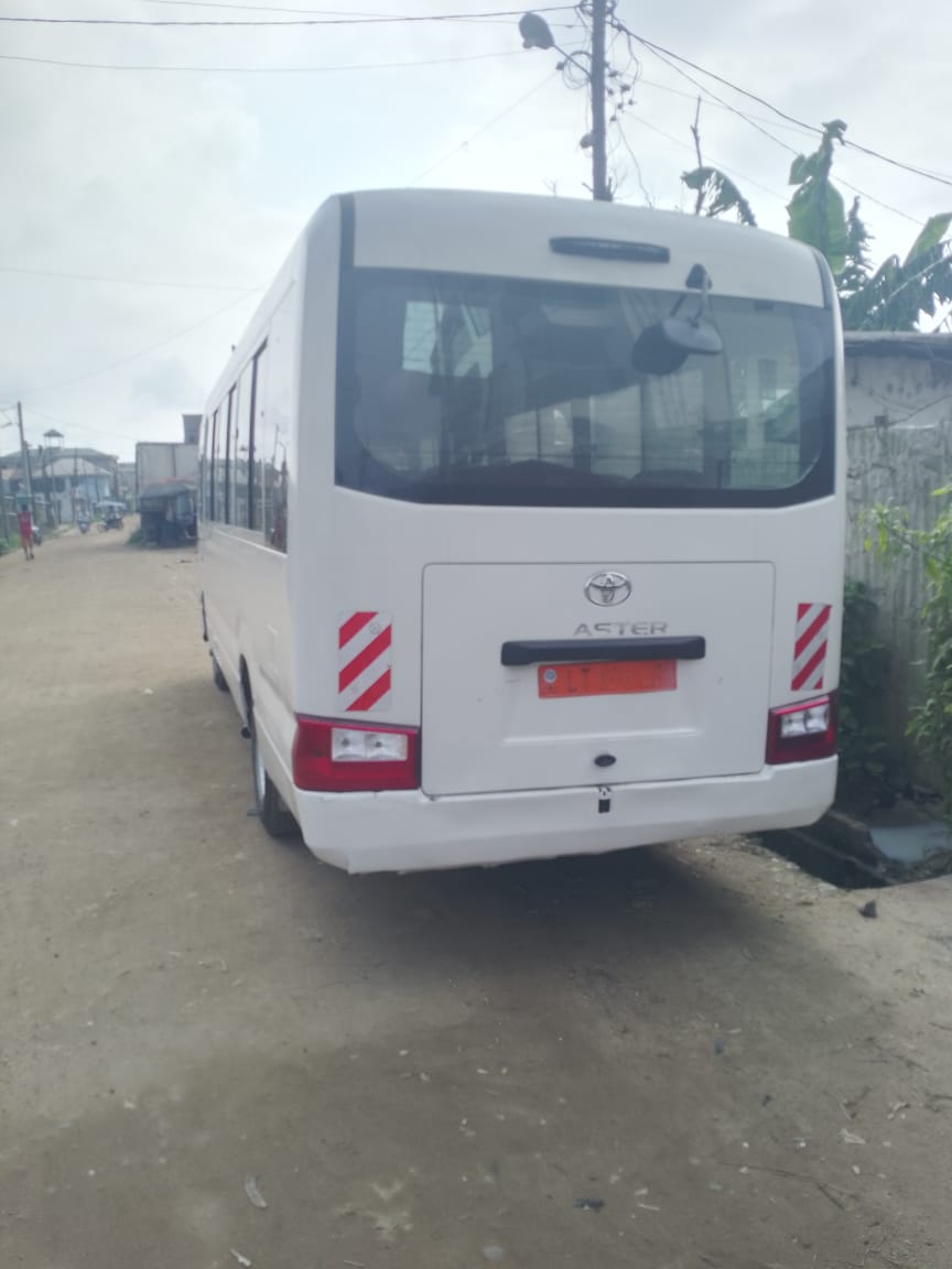 TOYOTA COASTER