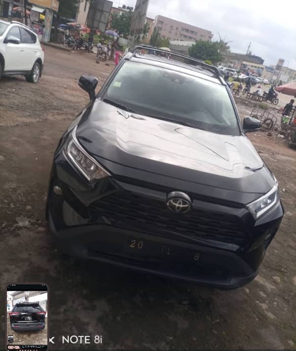 TOYOTA RAV 4