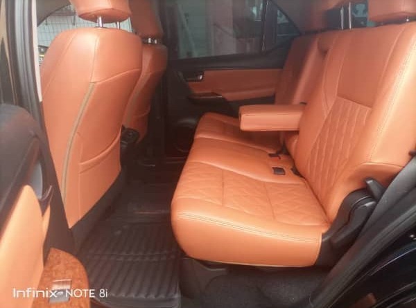 TOYOTA FORTUNER