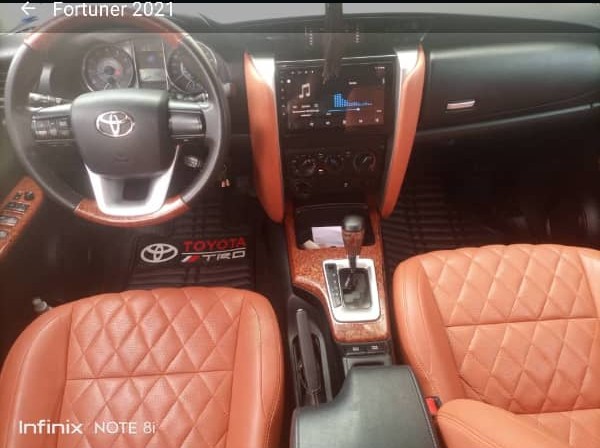 TOYOTA FORTUNER