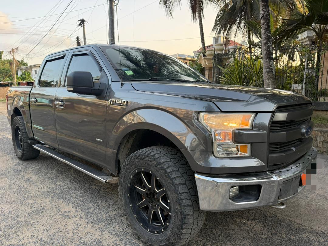 FORD F150