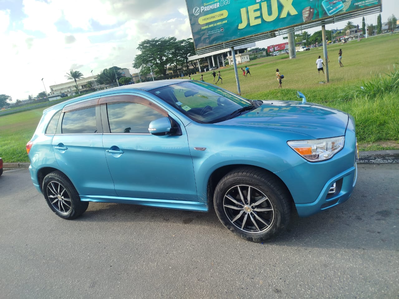 MITSUBISHI GA4W - image 2